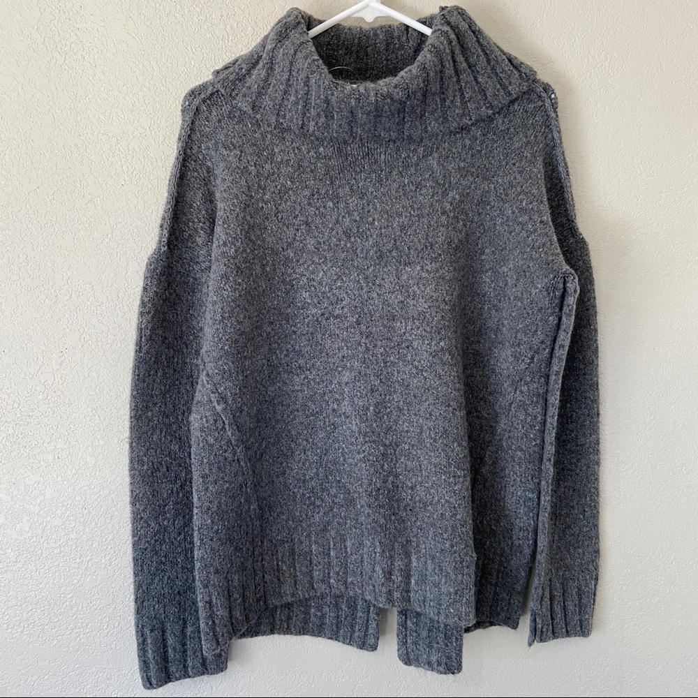 MICHAEL Michael Kors  NWT Grey Cowl neck sweater